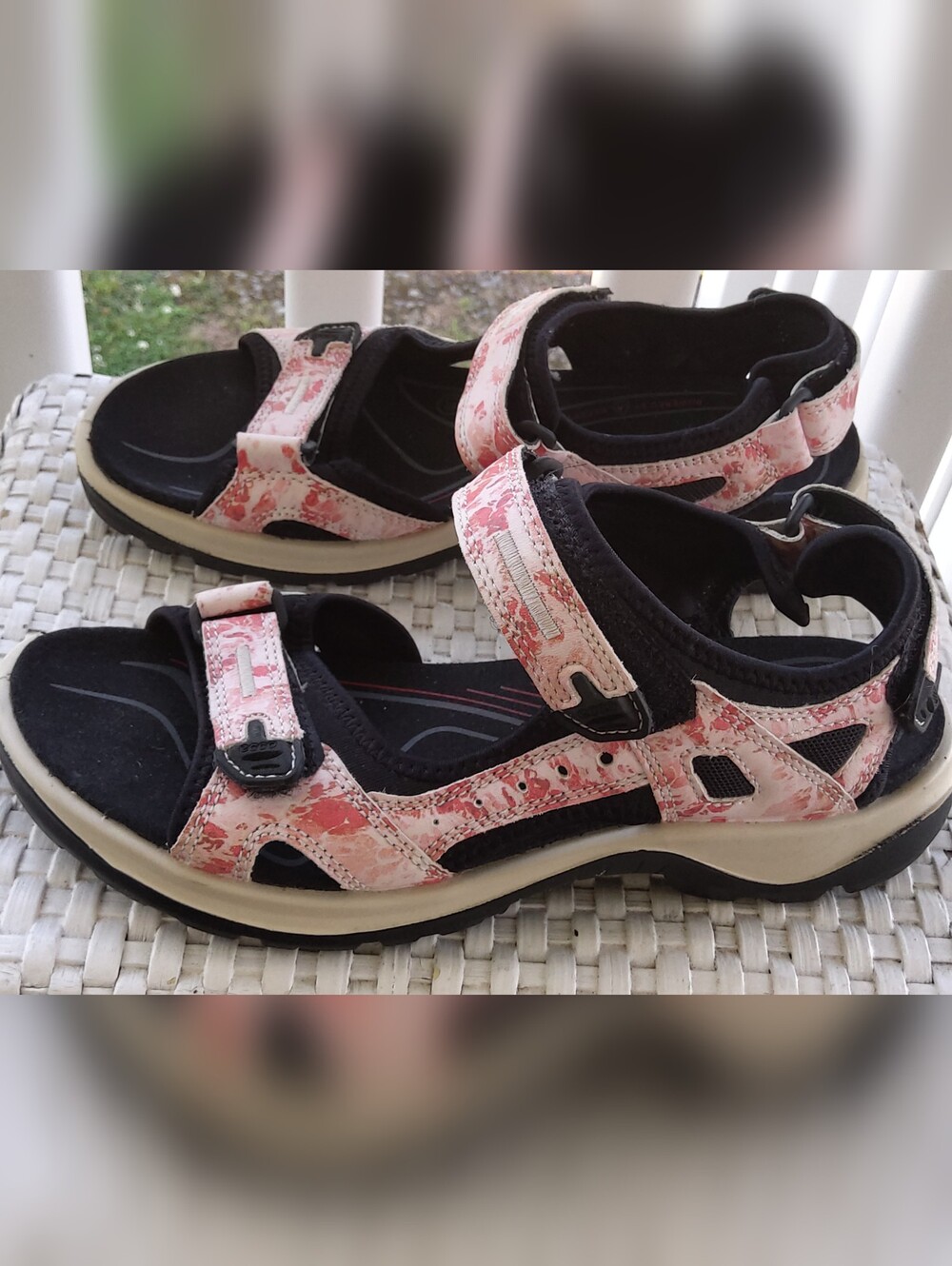 Ecco Yucatan Floral Sandals Size 9-9.5 - Picture 3 of 5